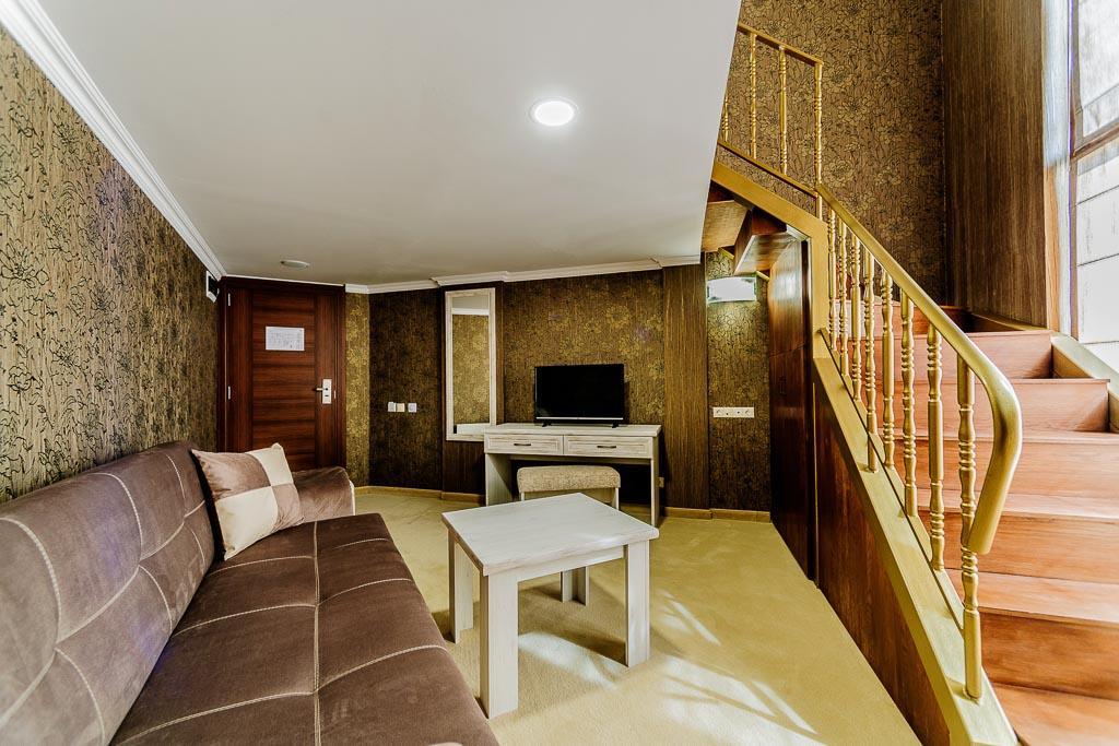 Hotel Alisa 帕维尔巴尼亚 外观 照片